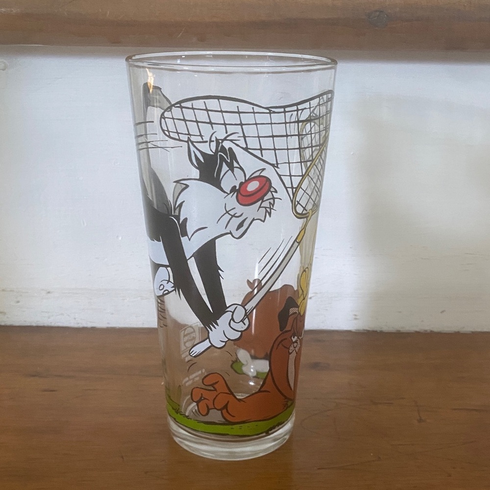 Vintage Pepsi Sylvester & Tweety Bird Glass